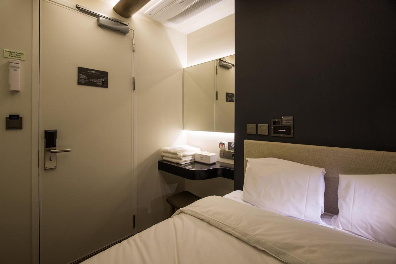 Darakhyu Incheon Airport Terminal No.1 Capsule Hotel Екстериор снимка